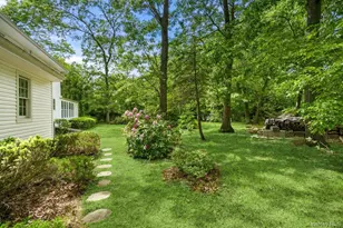 45 Lone Oak Path, Smithtown, NY 11787 - Photo 5