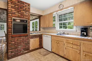 45 Lone Oak Path, Smithtown, NY 11787 - Photo 21