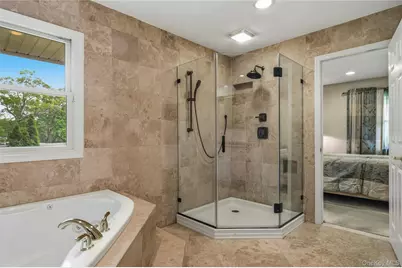 25 Edcris Lane, Huntington, NY 11743 - Photo 33
