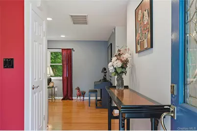 25 Edcris Lane, Huntington, NY 11743 - Photo 7