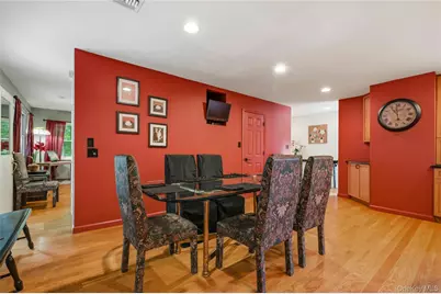 25 Edcris Lane, Huntington, NY 11743 - Photo 13