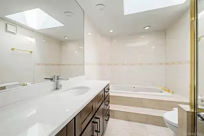 12027 Riviera Court #2B, College Point, NY 11356 - Photo 23