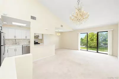 12027 Riviera Court #2B, College Point, NY 11356 - Photo 5