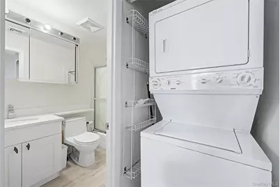 12027 Riviera Court #2B, College Point, NY 11356 - Photo 27