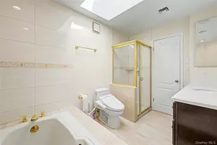 120-27 Riviera Ct, College Point, NY 11356 - Photo 25