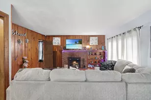 53 Main St, Lloyd, NY 12528 - Photo 15