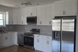 108-33 164th St, Jamaica, NY 11433 - Photo 13