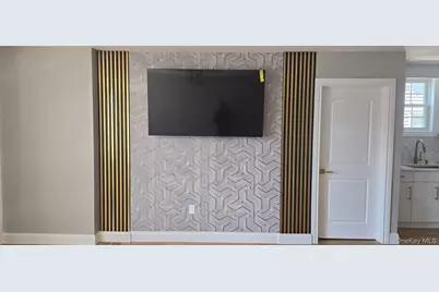 10833 164th Street, Jamaica, NY 11433 - Photo 19