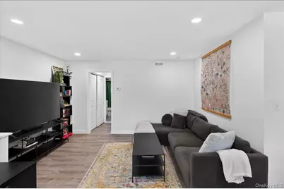 223 Artist Lake Drive, Middle Island, NY 11953 - Photo 5