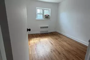 4048 Harper Ave, Bronx, NY 10466 - Photo 5