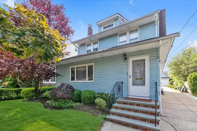 23 Thompson Place #2, Lynbrook, NY 11563 - Photo 9