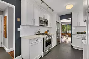 127 Stone Bridge Square, Chappaqua, NY 10514 - Photo 3
