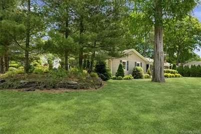 23 Meroke Lane, Rocky Point, NY 11778 - Photo 3