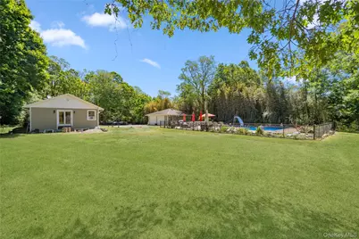 280 Holbrook Road, Ronkonkoma, NY 11779 - Photo 29
