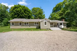 280 Holbrook Rd, Ronkonkoma, NY 11779 - Photo 3