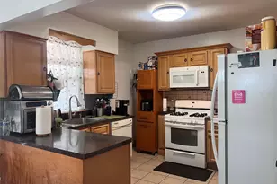 311 Beach 17, Far Rockaway, NY 11691 - Photo 5