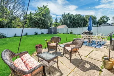 205 Villa Avenue, Deer Park, NY 11729 - Photo 11