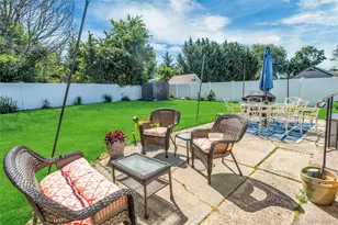 205 Villa Ave, Deer Park, NY 11729 - Photo 11
