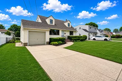 986 Cayuga Road, West Hempstead, NY 11552 - Photo 3