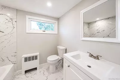 986 Cayuga Road, West Hempstead, NY 11552 - Photo 19