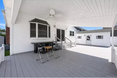 2454 Jefferson Street, East Meadow, NY 11554 - Photo 3