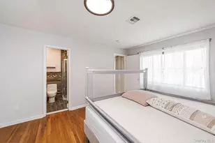 2454 Jefferson St, East Meadow, NY 11554 - Photo 23
