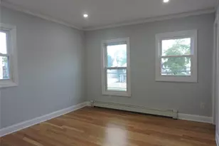 23 Maple Ave, Hempstead, NY 11550 - Photo 5