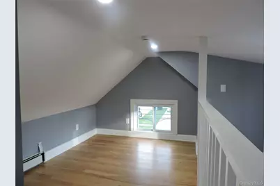 23 Maple Avenue, Hempstead, NY 11550 - Photo 9