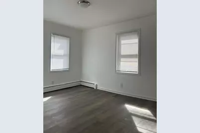 24125 144th Avenue #2nd Floor, Rosedale, NY 11422 - Photo 5