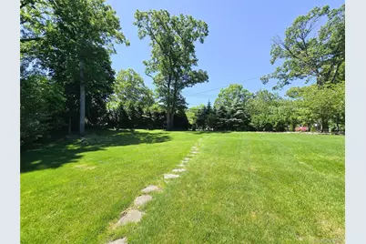 249 Cold Spring Road, Syosset, NY 11791 - Photo 23