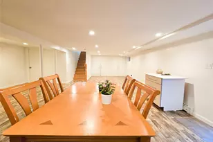 249 Cold Spring Rd, Syosset, NY 11791 - Photo 19