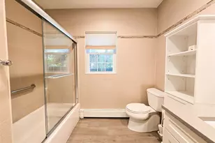 249 Cold Spring Rd, Syosset, NY 11791 - Photo 11