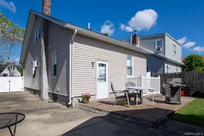51 Hoffman Street, Franklin Square, NY 11010 - Photo 21