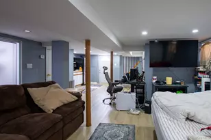 51 Hoffman St, Franklin Square, NY 11010 - Photo 17