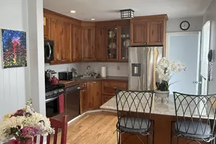 51 Hoffman St, Franklin Square, NY 11010 - Photo 9