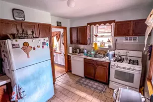 59 Chatterton Ave, White Plains, NY 10606 - Photo 7