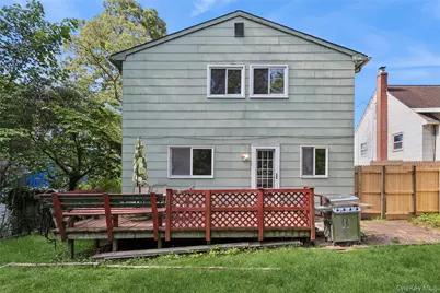 244 Lakeside Trail, Ridge, NY 11961 - Photo 33