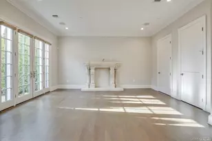 402 Grist Mill Cir, Roslyn, NY 11576 - Photo 5