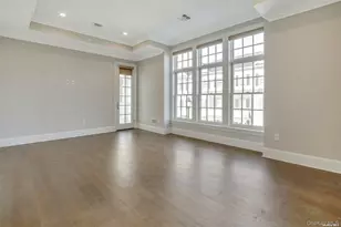 402 Grist Mill Cir, Roslyn, NY 11576 - Photo 15