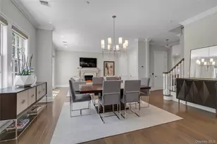 402 Grist Mill Cir, Roslyn, NY 11576 - Photo 5