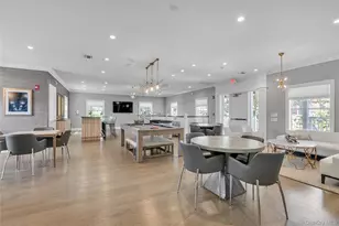 402 Grist Mill Cir, Roslyn, NY 11576 - Photo 27