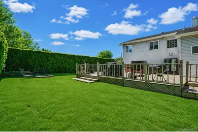 129 Sherman Street, Brentwood, NY 11717 - Photo 27