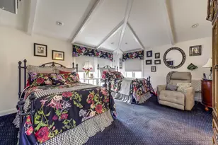 121 Laurel Ln, Syosset, NY 11791 - Photo 25