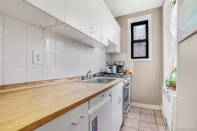 41-12 41st St 41st Street #6-J, Sunnyside, NY 11104 - Photo 7