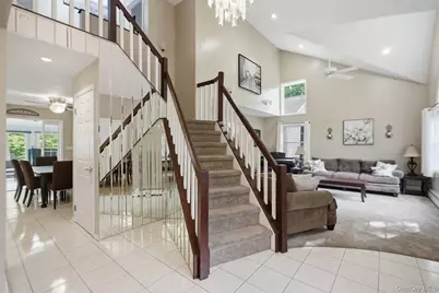 8 Lorraine Court, Medford, NY 11763 - Photo 11