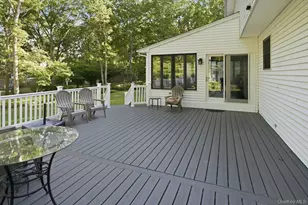 8 Lorraine Ct, Medford, NY 11763 - Photo 7
