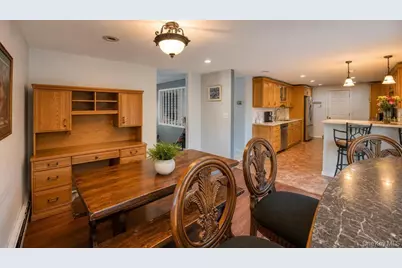 3 Sugar Pine Circle, Medford, NY 11763 - Photo 11