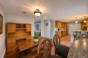 3 Sugar Pine Cir, Medford, NY 11763 - Photo 11