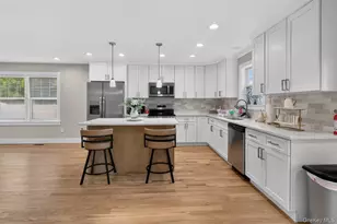 9 Okane St, Central Islip, NY 11722 - Photo 5