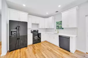 29 Dana Ave, Mastic, NY 11950 - Photo 15